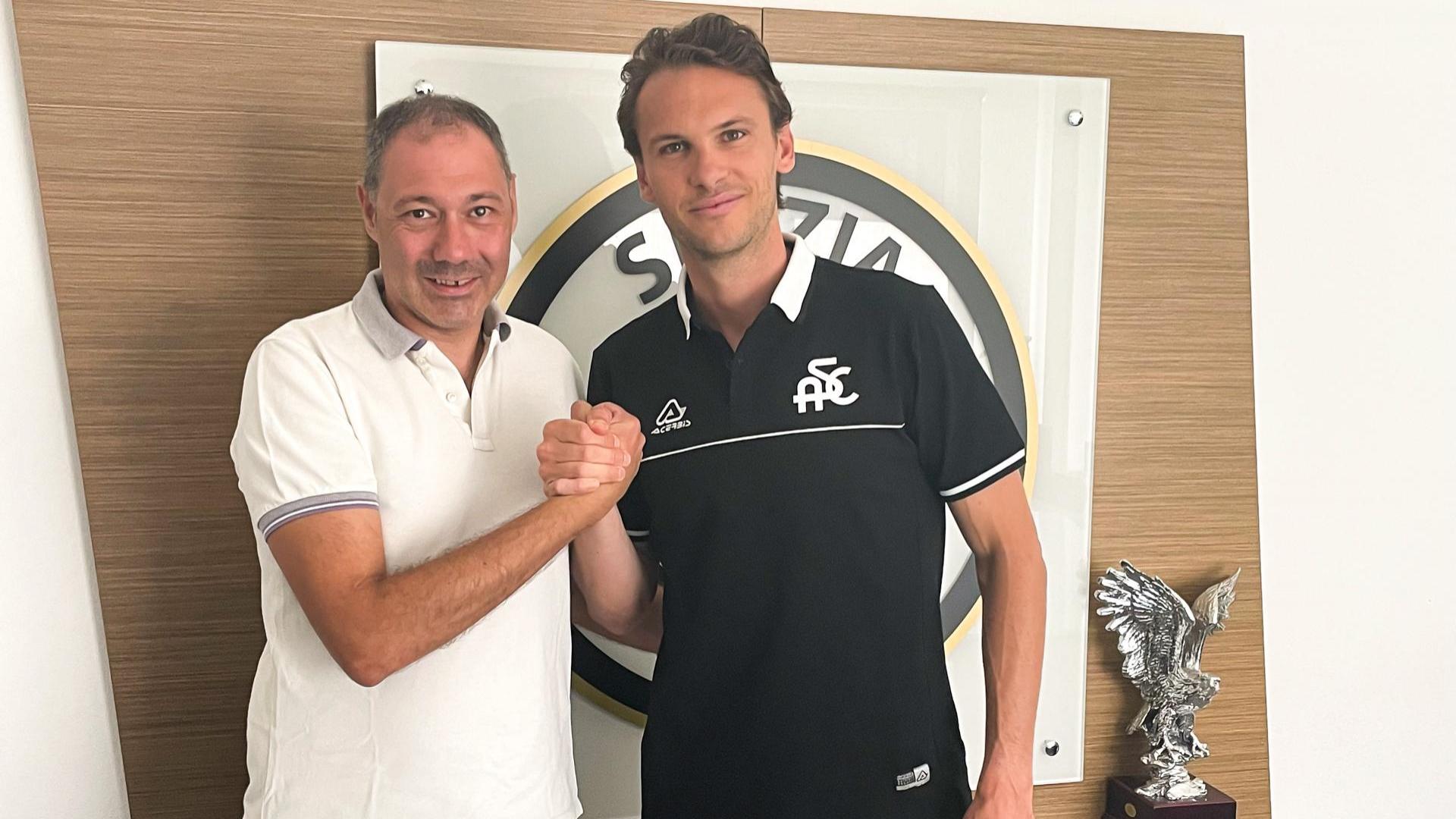 Official | Albin Ekdal is a new Spezia player